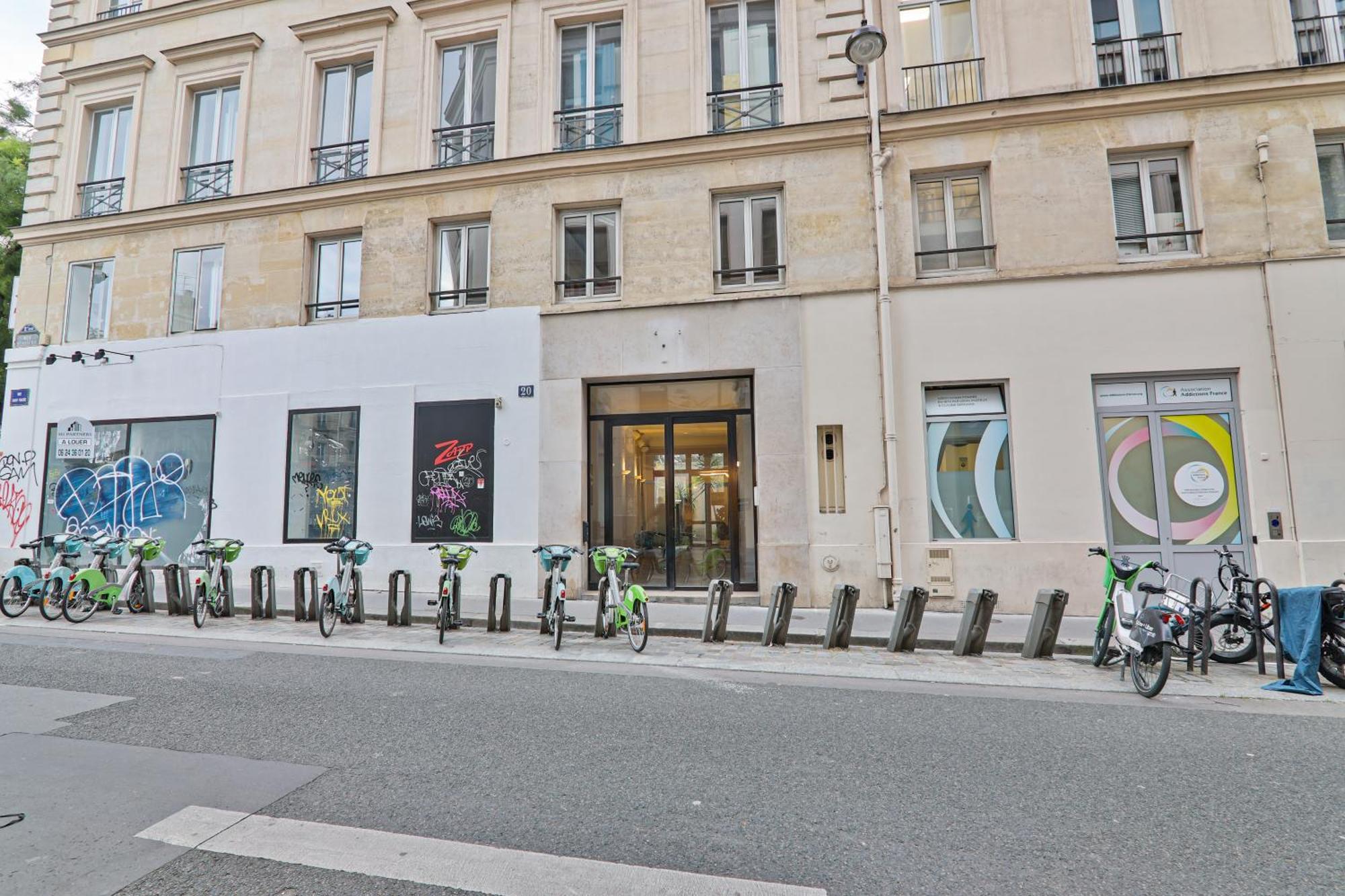 Charmant Studio Palais Royal Musee Du Louvre Free Netflix París Exterior foto
